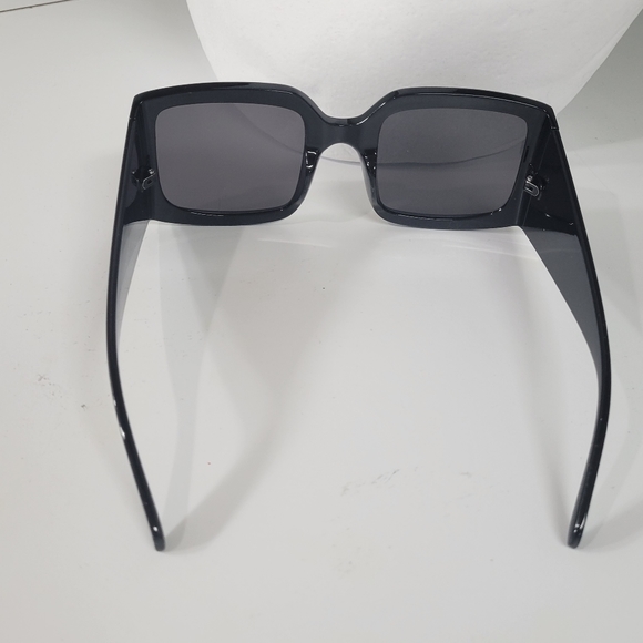 NWT OVERSIZED SQUARE FRAME DESIGNER STYLE SUNGLASSES  w Case Quality!! - Picture 5 of 13